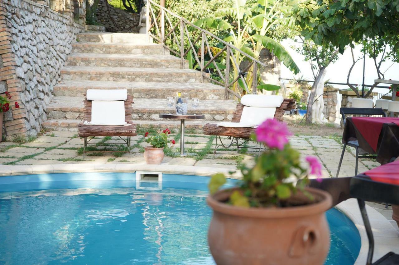 B & B Stillachiara Badolato Marina Exterior foto